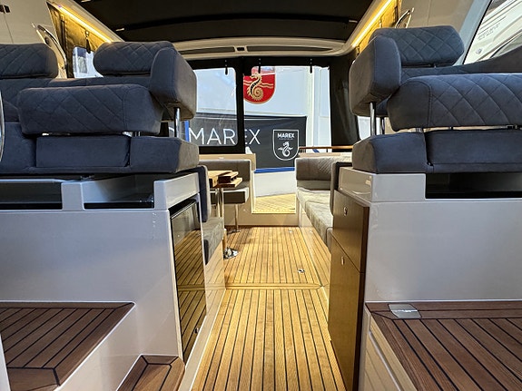 Marex 310 Sun Cruiser D6-380 – levererad 2026 – 95 h – mycket välutrustad 8 of 16