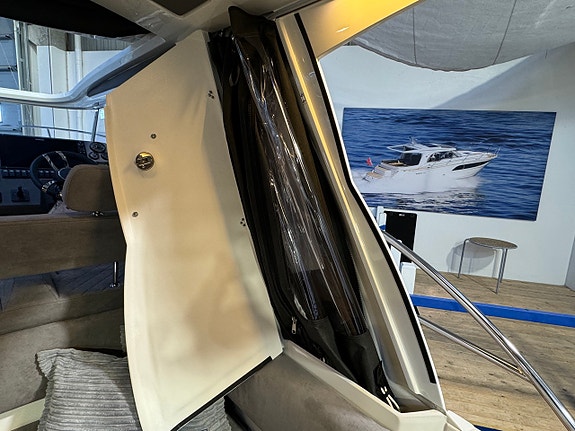 Marex 310 Sun Cruiser D6-380 – levererad 2026 – 95 h – mycket välutrustad 13 of 16
