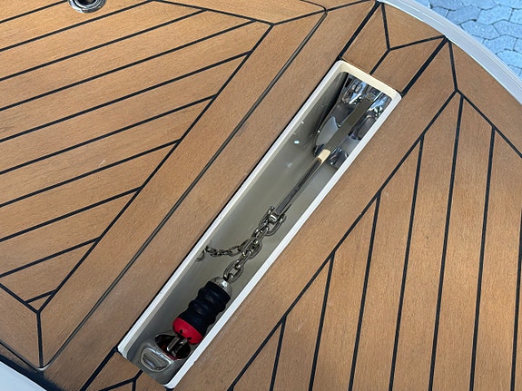 Marex 310 Sun Cruiser D6-380 – levererad 2026 – 95 h – mycket välutrustad 14 of 16