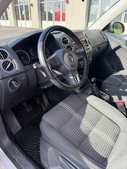 Volkswagen Tiguan 6 of 7