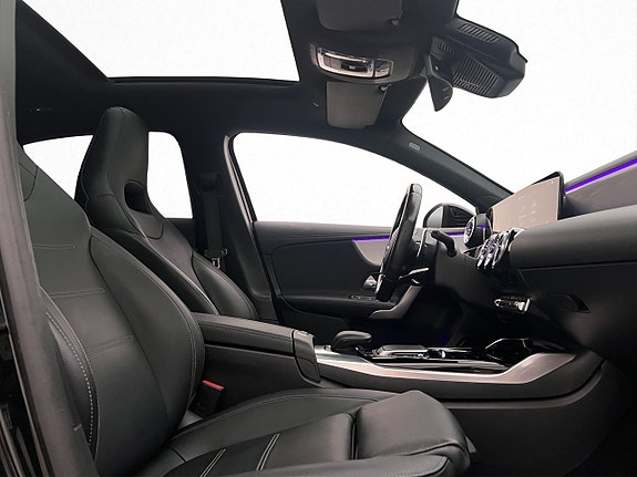Mercedes-Benz A35 14 of 30