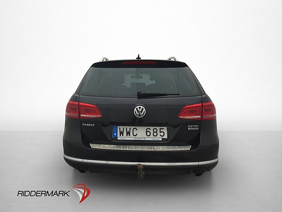 Volkswagen Passat 7 of 30