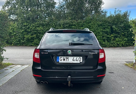 Skoda Superb 7 of 7