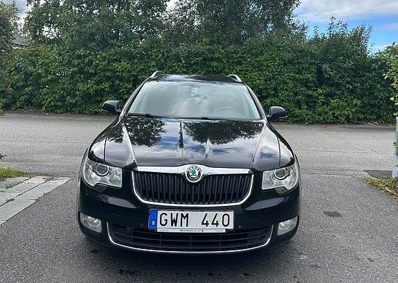 Skoda Superb 6 of 7