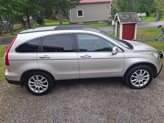Honda CR-V 4 of 11