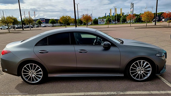 Mercedes-Benz CLA200 4 of 9