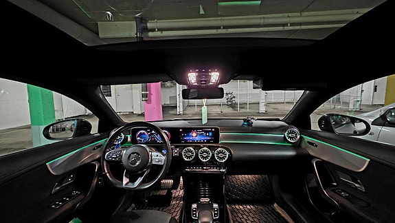 Mercedes-Benz CLA200 6 of 9