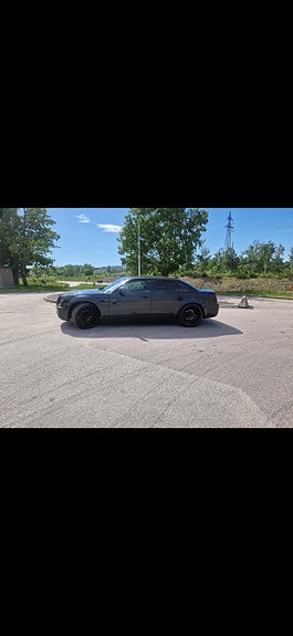 Chrysler 300C 3 of 3