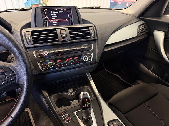 BMW 118d 11 of 15
