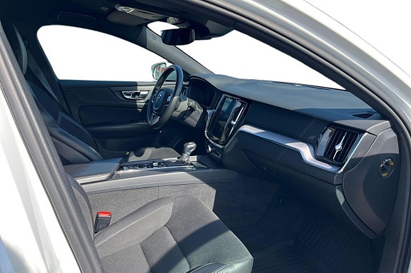 Volvo S60 14 of 24