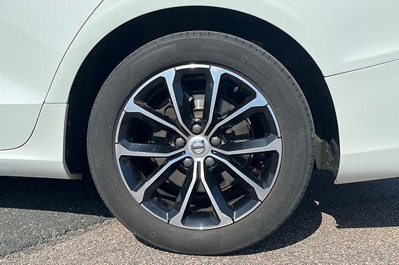 Volvo S60 10 of 24