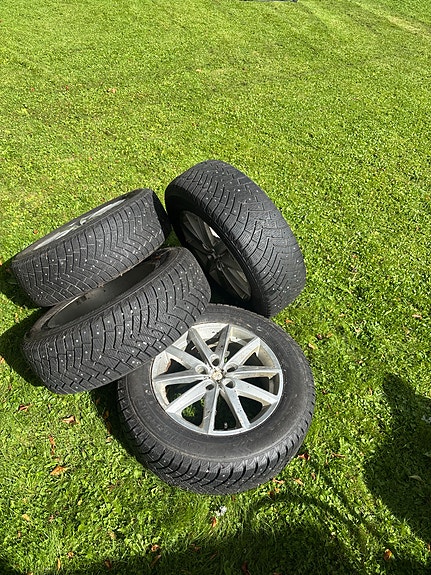 Product image 1 of 4