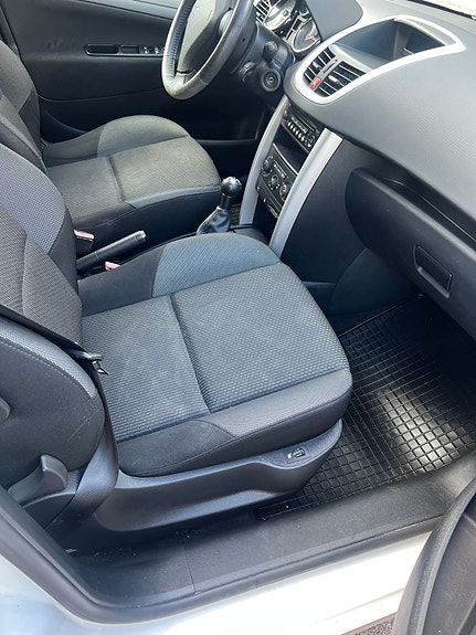 Peugeot 207 5 of 6