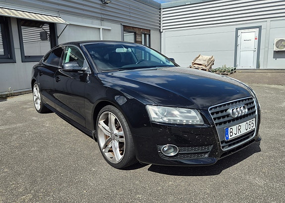 Audi A5 2 of 10