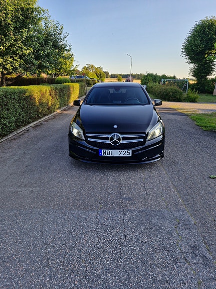 Mercedes-Benz A200 3 of 10