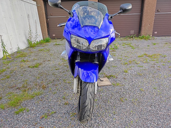 Honda VFR800FI 2 of 12