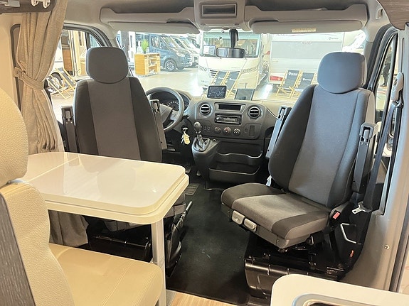 Benimar BENIVAN B106 (Solcell+TRUMA Diesel+3500kg+555cm) 14 of 26