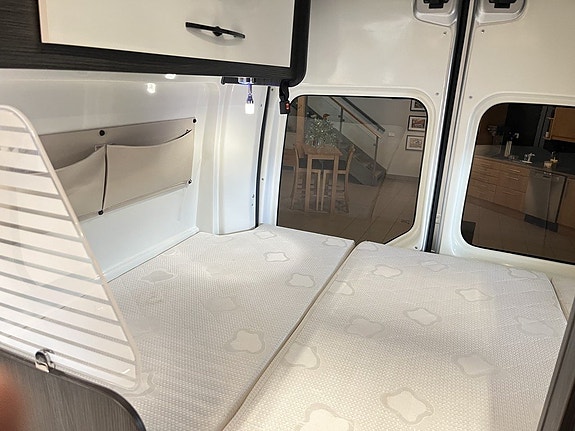 Benimar BENIVAN B106 (Solcell+TRUMA Diesel+3500kg+555cm) 19 of 26