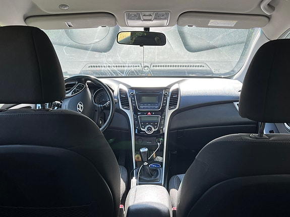 Hyundai i30 6 of 15