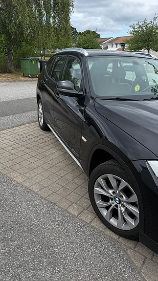 BMW X1 2 of 10