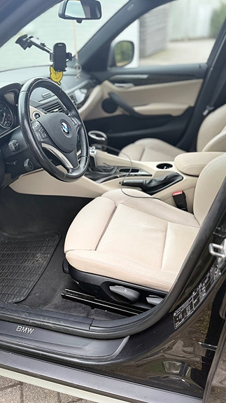 BMW X1 4 of 10