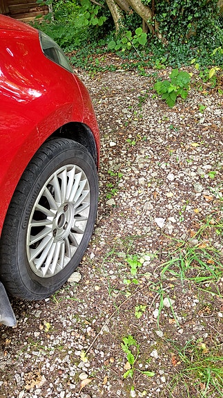 Volkswagen UP! 4 of 6