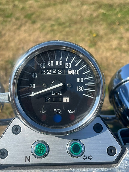 Suzuki VZ800 Marauder 2 of 8