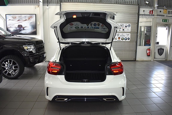 Mercedes-Benz A180 14 of 14