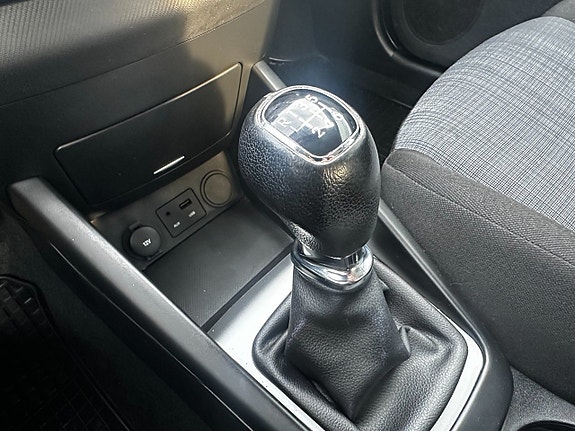 Kia Ceed 12 of 14