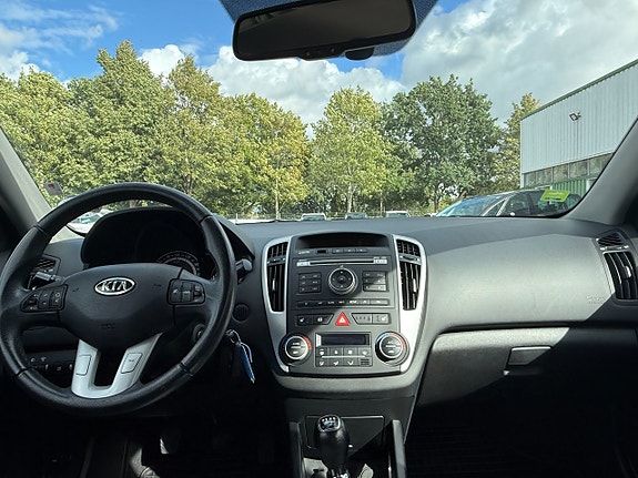 Kia Ceed 9 of 18