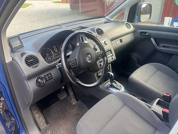 Volkswagen Caddy Cross 5 of 10