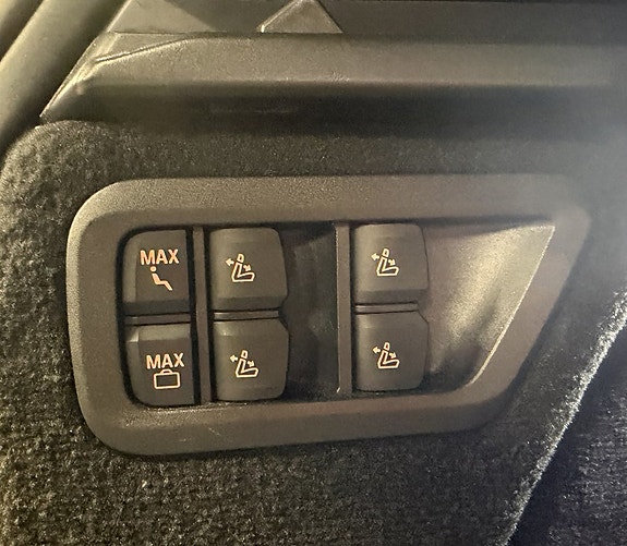 BMW X7 11 of 12