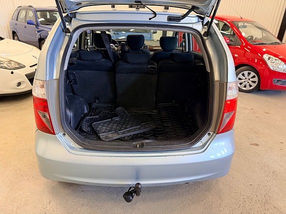 Honda FR-V 12 of 18