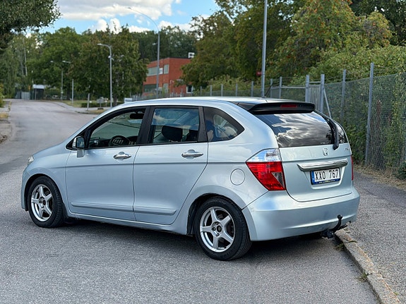 Honda FR-V 3 of 18