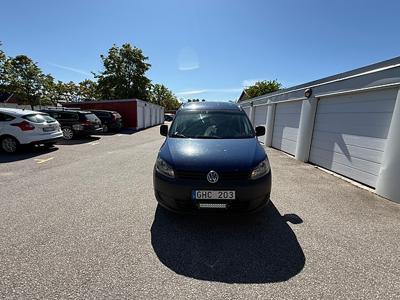 Volkswagen Caddy Maxi 4 of 5