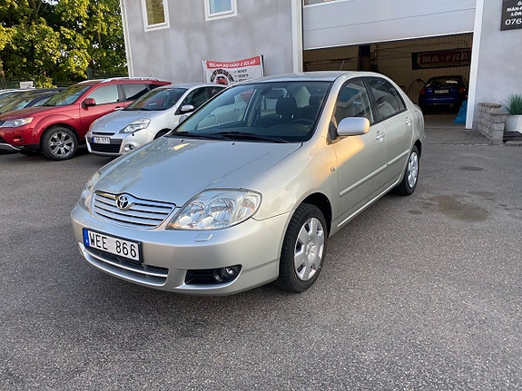 Toyota Corolla 2 of 13