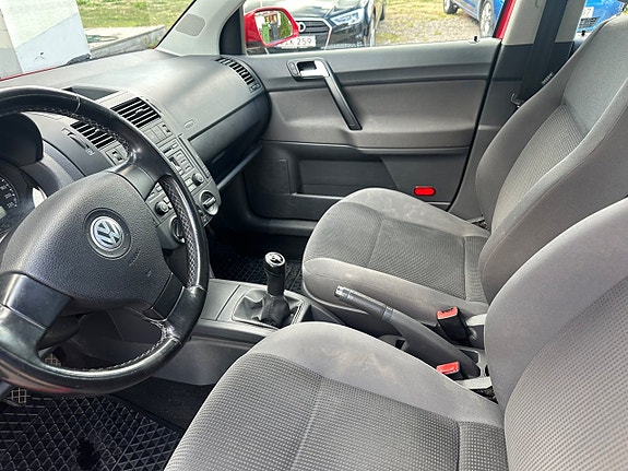 Volkswagen Polo 7 of 13