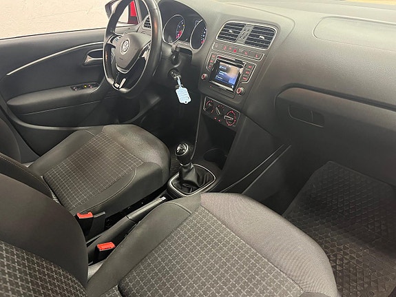 Volkswagen Polo 7 of 10