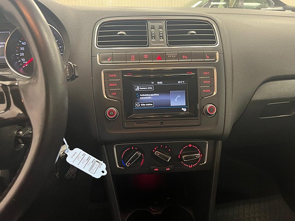 Volkswagen Polo 10 of 10