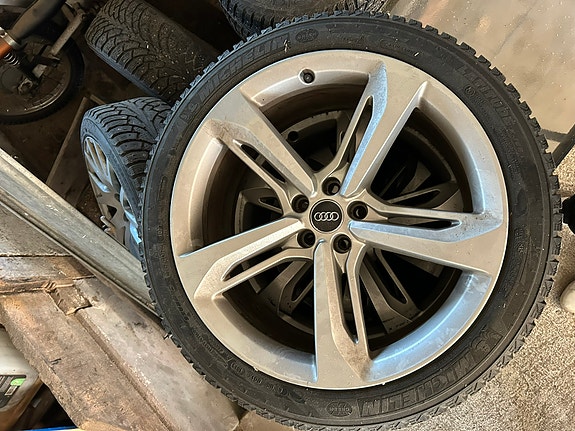 Audi Q7 10 of 10