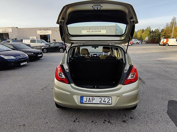Opel Corsa 7 of 12