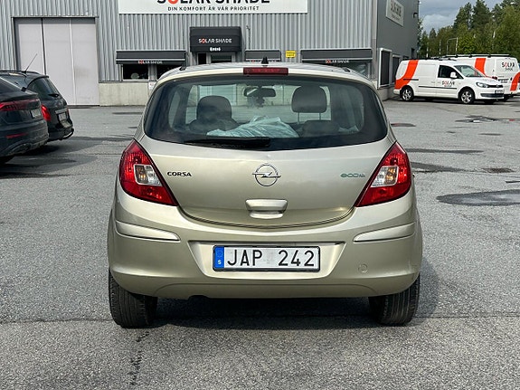 Opel Corsa 6 of 12