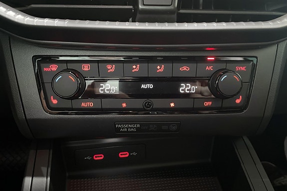 Seat Arona 24 of 24