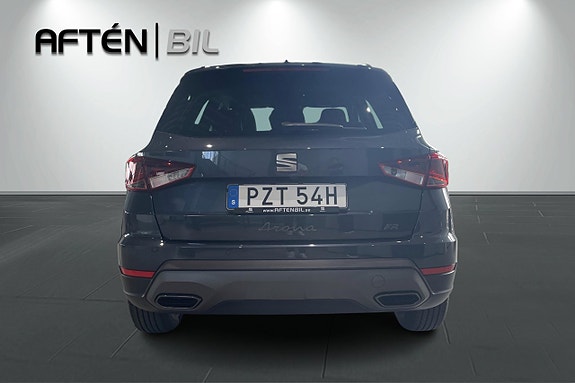 Seat Arona 8 of 24