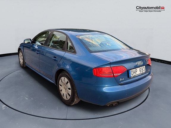 Audi A4 3 of 14