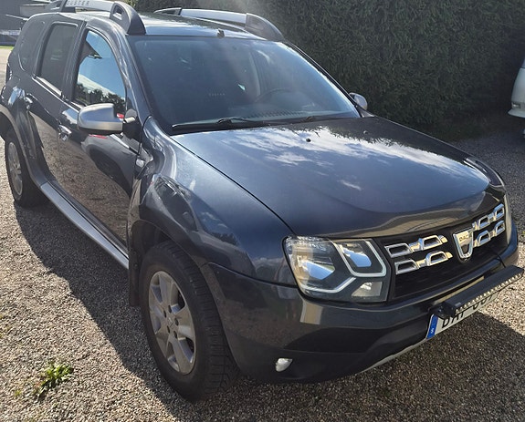 Dacia Duster 2 of 9