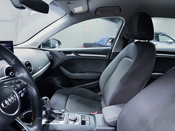 Audi A3 4 of 20