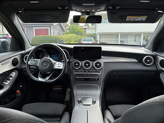 Mercedes-Benz GLC300 de 6 of 13