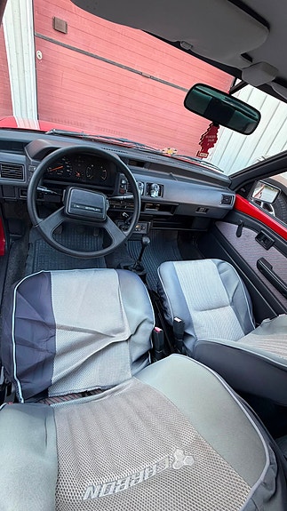 Toyota Starlet 4 of 6