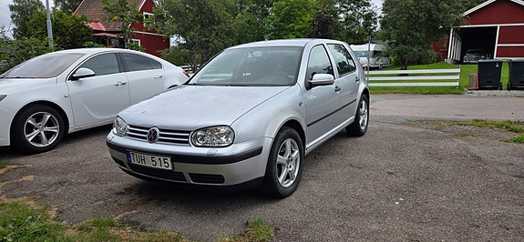 Volkswagen Golf IV 3 of 7